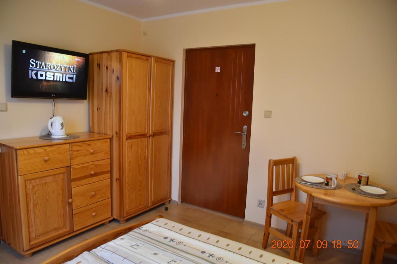 Apartamenty Przy Basenie Blisko Morza Brown Puck Exterior foto